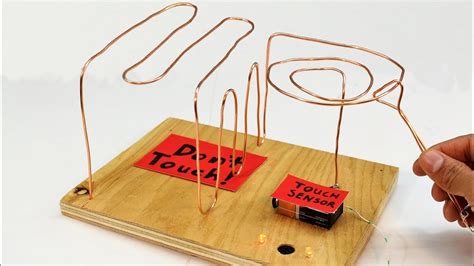 How To Make a Simple Buzz Wire Game .